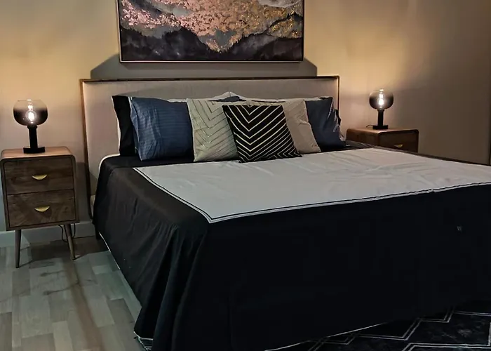 48 Sqm Loft With High Ceilings And City Views Aparthotel *