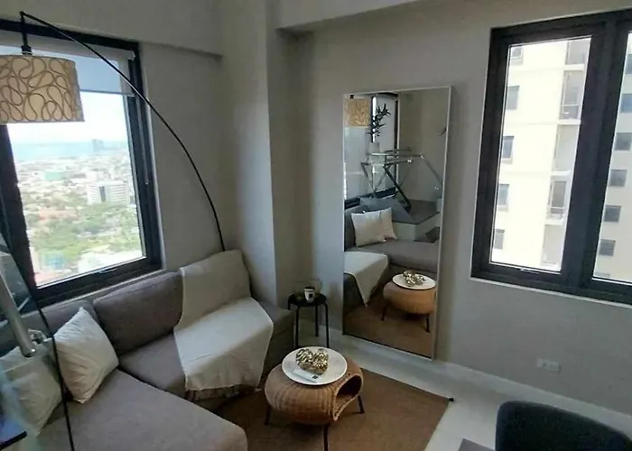 48 Sqm Loft With High Ceilings And City Views *